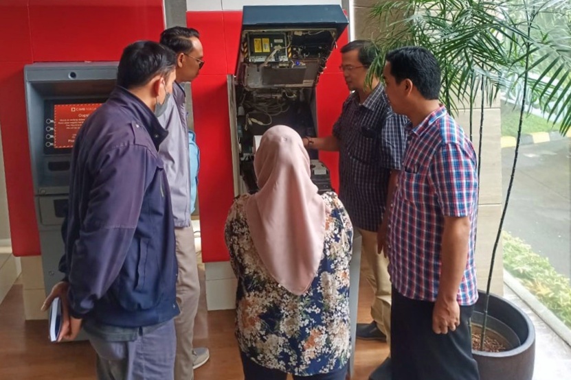 Pelatihan Refreshment ATM Bank Sumsel Babel di Kantor Pusat Operasional SSI