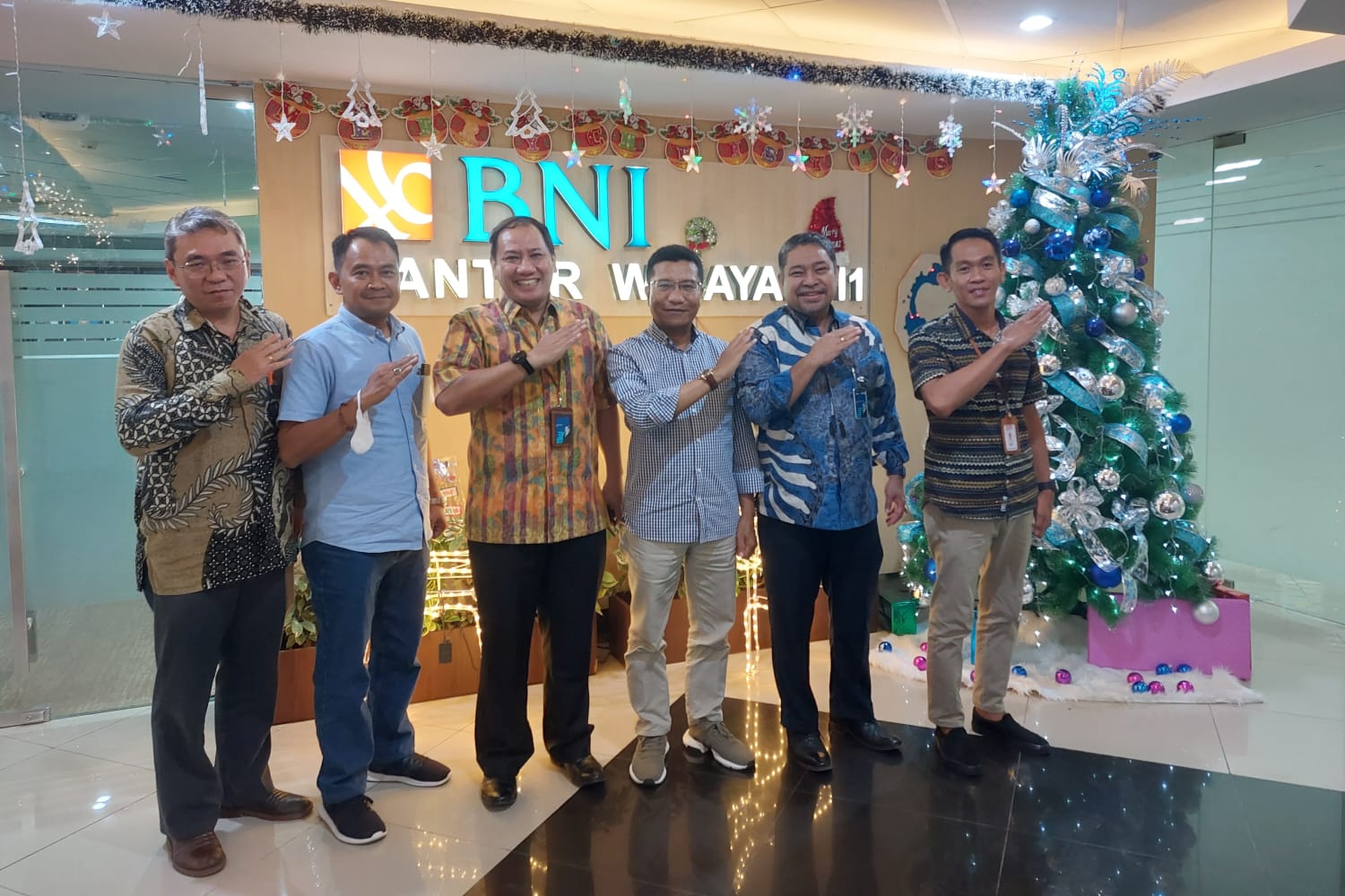 Customer Visit Director of Operations to Bank BNI Kanwil 11